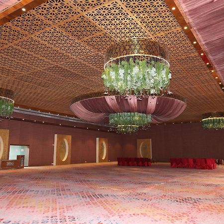 Afc Hotel Indore Exterior foto